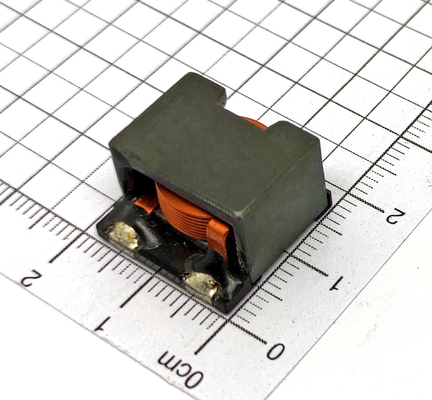 Indutor atual alto do poder do fio liso de SMD para conversores da C.C.