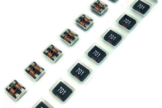 Asfixia de modo comum de alta frequência para filtros EMI de linha de dados SMT