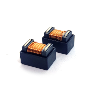 Indutor de potência de instalação SMT -40C a 130C Intervalo de temperatura Indutores de montagem de superfície
