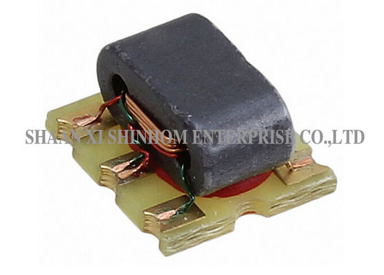 1 1 fluxo do CT acoplou o transformador 1 do RF - 350MHz com desempenho estável