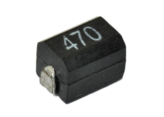 O indutor do grânulo de ferrite do perfil baixo moldou a força mecânica excelente da construção