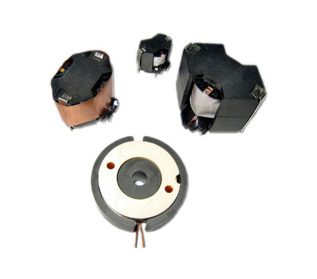 Tipo transformador de alta frequência 500KHZ do RM do modo SMD do interruptor